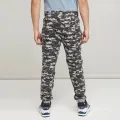 Pantalones de jogger impresos por camuflaje para hombres